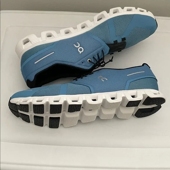 On Running Cloud 5 Niagara Blue Men’s Size 14 Sneakers Lightweight